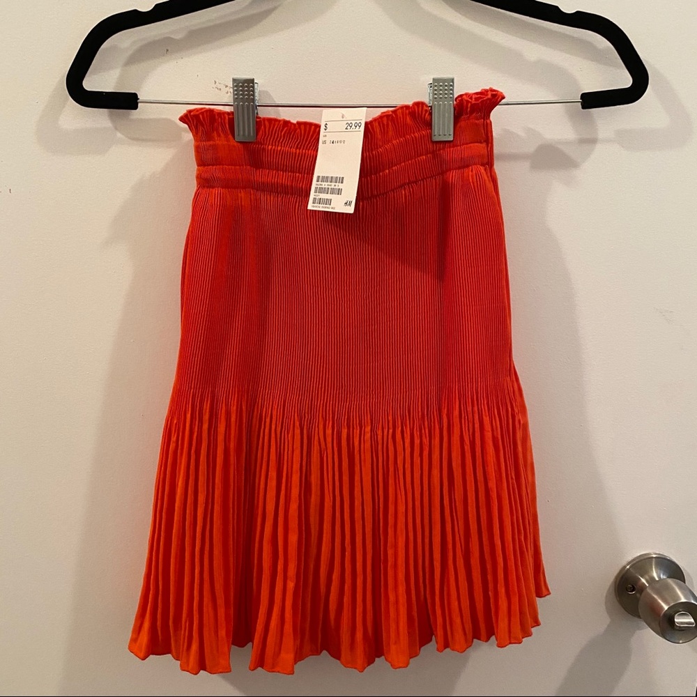 NWT red / orange skirt. Size XS